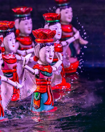 water puppet show, spectacle de marionnettes sur l'eau